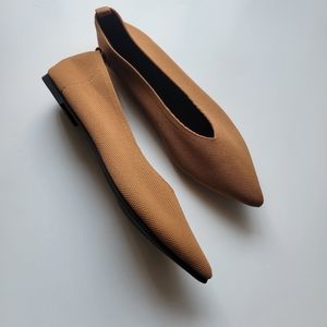 NEW! TAN/BROWN SLIP-ON STRETCHY FABRIC POINTED TOE LOAFERS